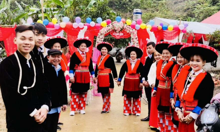 Mariage des Dao Rouges