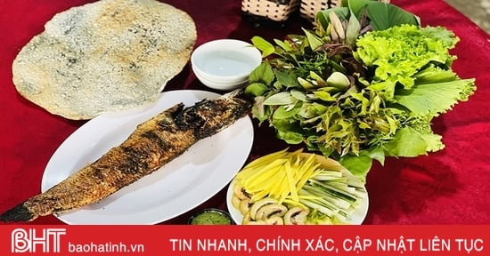 Thơm “nức mũi” món cá lóc nướng lá sim ở vùng núi Hà Tĩnh