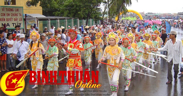 Many special activities in Cau Ngu Festival