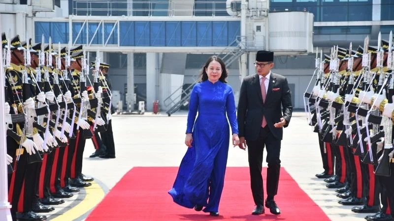 Du 19 au 21 octobre, la vice-présidente Vo Thi Anh Xuan a dirigé la délégation vietnamienne pour assister à la cérémonie d'investiture du président indonésien Prabowo Subianto. (Photo : Ministère des Affaires étrangères du Vietnam)