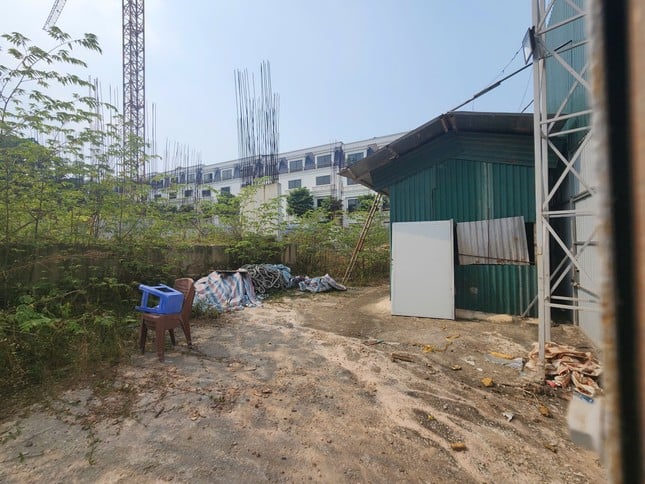 Scene of Vinh Phuc social housing projects 'shelved' photo 7