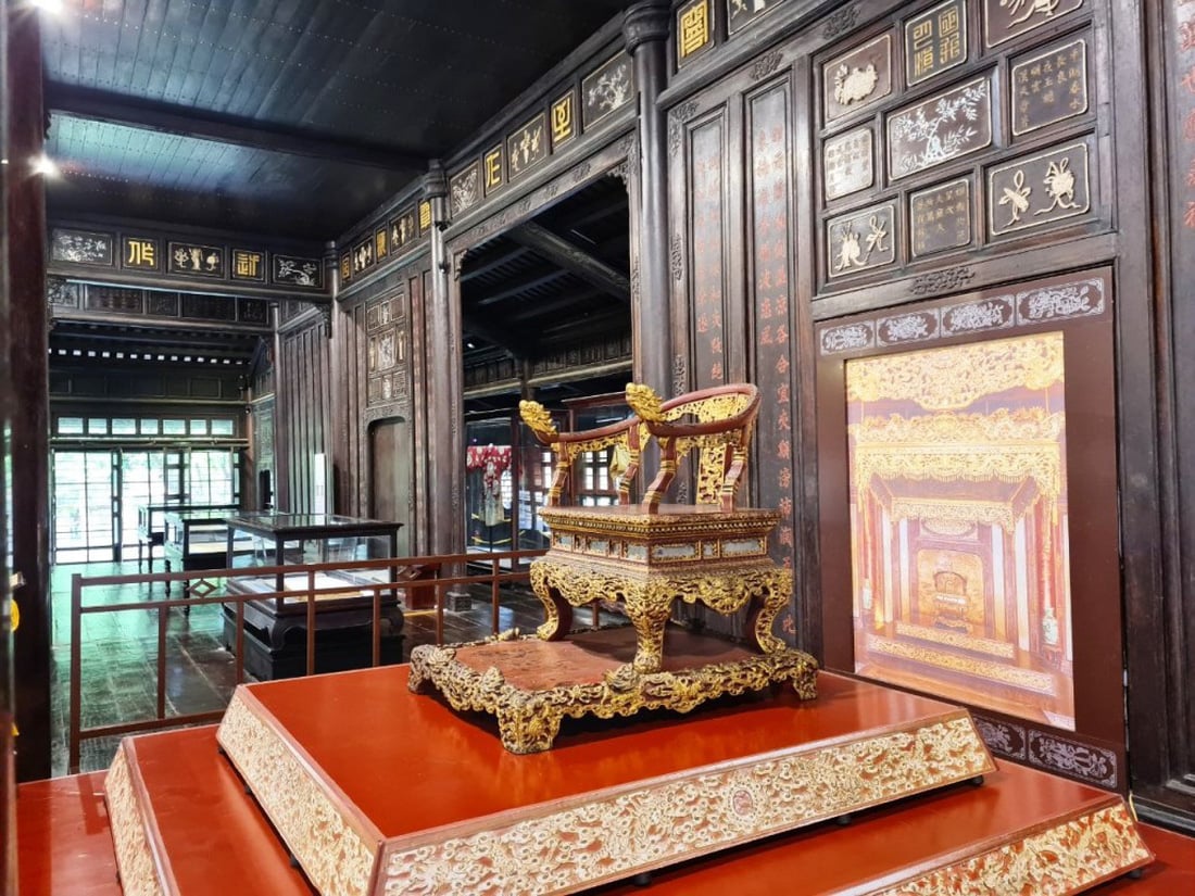 ព្រះបរមរាជវាំង Long An ជាកន្លែងតាំងបង្ហាញវត្ថុបុរាណរបស់រាជវង្សង្វៀនច្រើនបំផុត - រូបថត ៣.