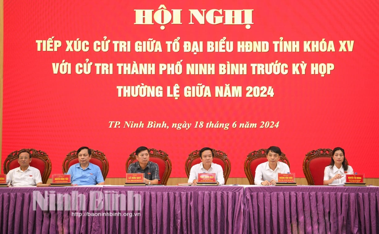 Đại biểu HĐND tỉnh tiếp xúc cử tri thành phố Ninh Bình