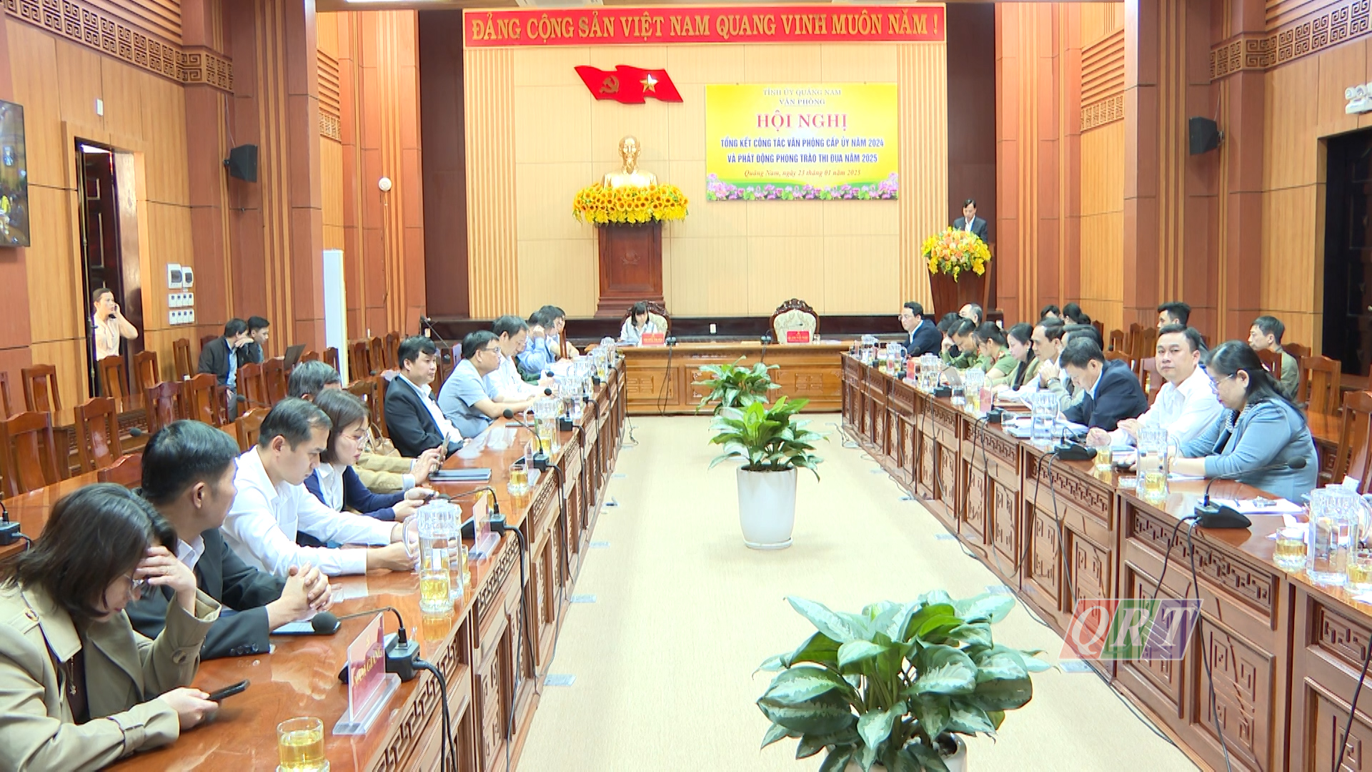 Quang Nam Provincial Party Committee Office summarizes office work in 2024