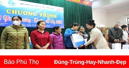 ជូនអំណោយ "ស្នេហាតេត" នៅស្រុក Thanh Son