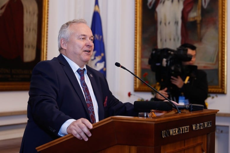 Leaders of Warsaw University speak - Photo: VGP/Nhat Bac