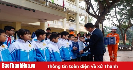 La société d'électricité de la ville de Thanh Hoa met en œuvre de nombreuses activités significatives à l'occasion du mois de reconnaissance de la clientèle 2024