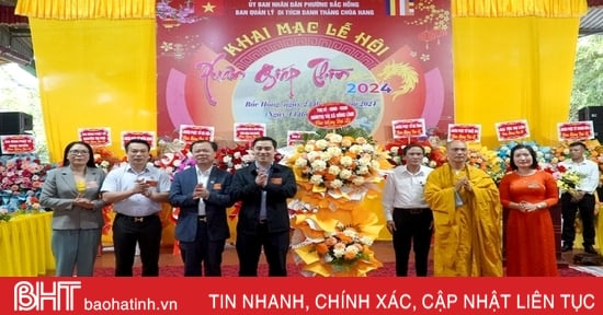 Danh thắng chùa Hang vào hội mùa xuân