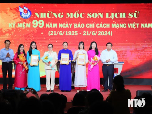 Program "Historical Milestones" to celebrate the 99th anniversary of Vietnam Revolutionary Press Day