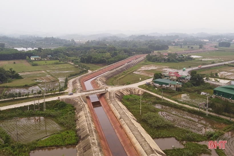 Cắt lũ vùng hạ du nhờ các dự án trọng điểm ở Vũ Quang