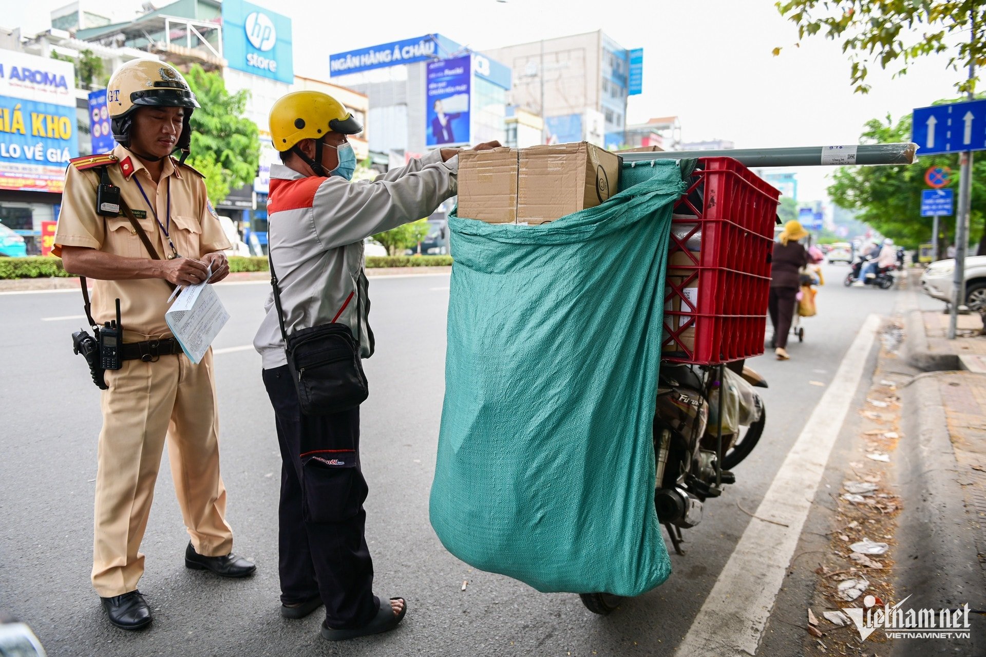 W-giao thông nguyễn huế 21.jpg