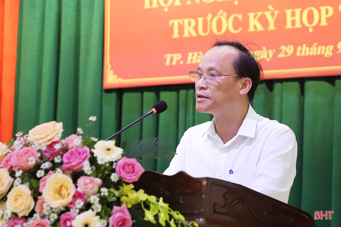 Los votantes de la ciudad de Ha Tinh presentaron peticiones sobre muchos temas relacionados con la vida de las personas.