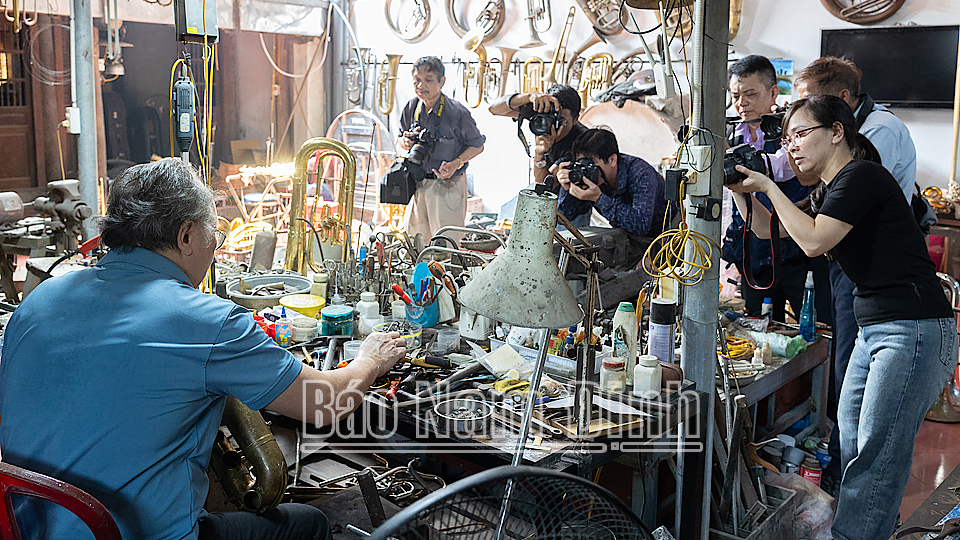 Practical creative activities of the Photography Department (Nam Dinh Province Literature and Arts Association).