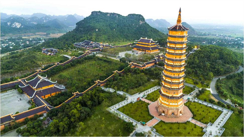 Erleben Sie die Ninh Binh-Tour mit Asia Legend of QC International Tourists