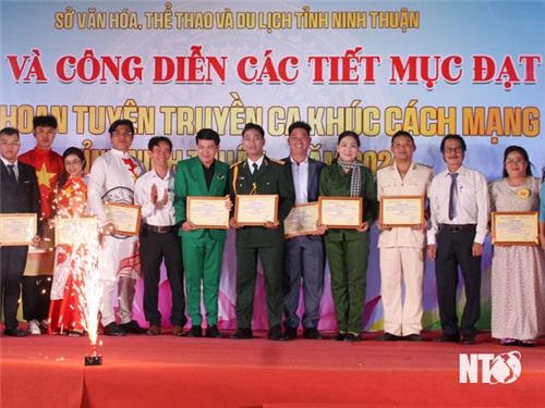 Bế mạc Liên hoan tuyên truyền ca khúc cách mạng tỉnh Ninh Thuận năm 2024