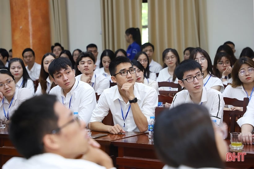 Ha Tinh approves the results of recruitment to attract talents according to Decree 140