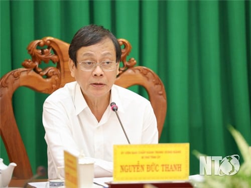 Comrade Nguyen Duc Thanh, Member of the Party Central Committee, Secretary of the Provincial Party Committee worked with the Standing Committee of the Provincial Police Party Committee.