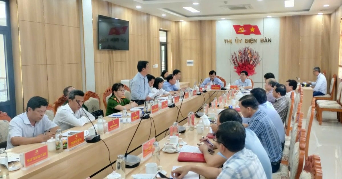 The survey delegation of the 23rd Provincial Party Congress Document Subcommittee worked in Dien Ban