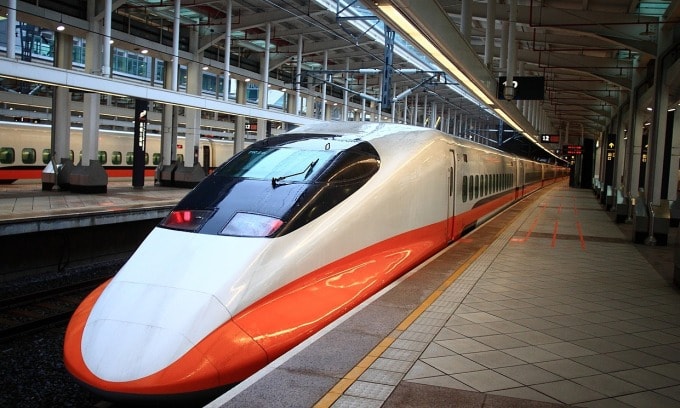 Im Inneren des Hochgeschwindigkeitsbahnhofs in Taiwan. Foto: Cleeswanders