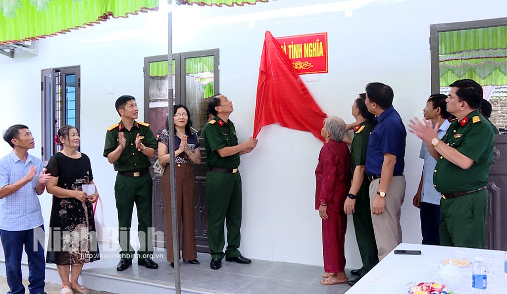 Le Commandement Militaire Provincial a inauguré une Maison de Reconnaissance pour les familles des martyrs.