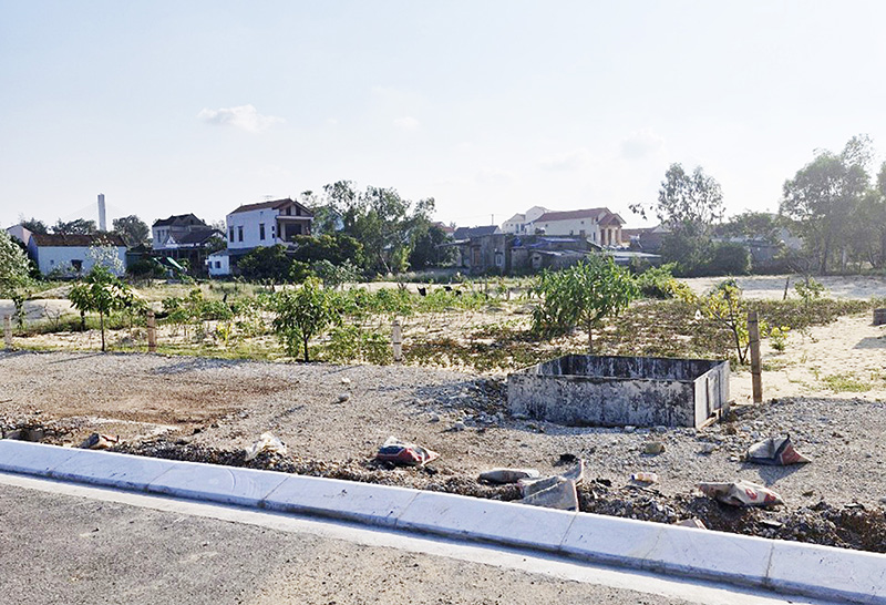 The land area that Ms. Nguyen Thi Buu filed a lawsuit against has now been recovered and is under construction for a 36m road in Ha Duong village, Bao Ninh commune (Dong Hoi city).