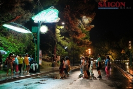 Da Lat öffnet jedes Wochenende drei Tage lang eine Fußgängerzone am Xuan-Huong-See.