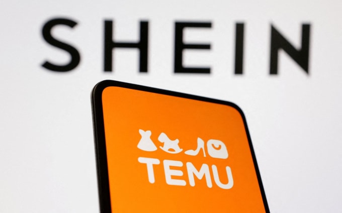 โลโก้ Shein และ Temu บนหน้าจอคอมพิวเตอร์และโทรศัพท์