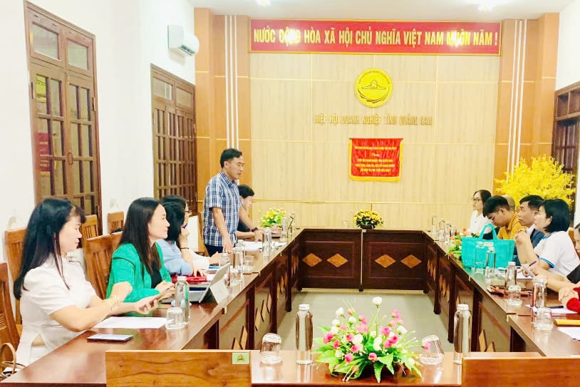 Quang Nam Women Entrepreneurs Association arbeitet mit Stitching Oxfam Novib zusammen