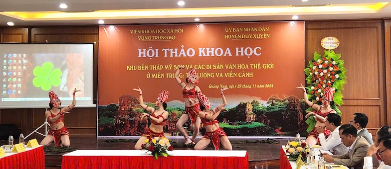 "Khu đền tháp Mỹ Sơn và các di sản văn hoá thế giới ở miền Trung: Trữ lượng và viễn cảnh"