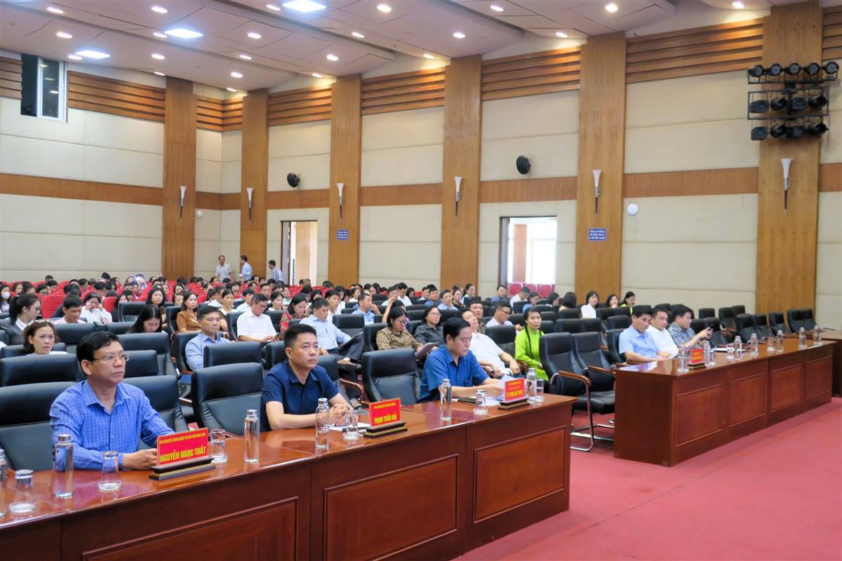 Mise en œuvre de la décision sur le règlement relatif aux responsabilités de gestion de l'État en matière de sécurité alimentaire dans la ville de Hai Phong