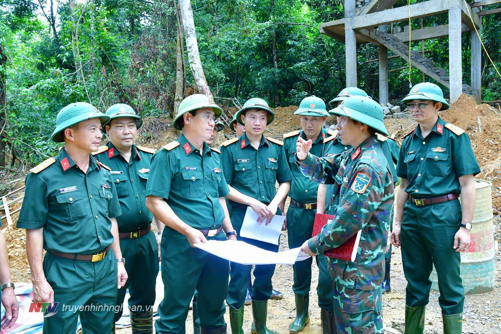 Bộ CHQS tỉnh kiểm tra công tác phòng chống lũ ống, lũ quét và sạt lở đất các huyện phía Tây Nghệ An