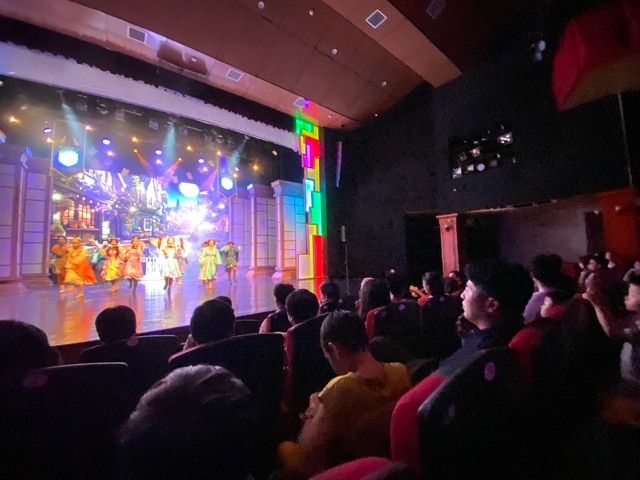 Khán giả thích thú với vở nhạc kịch “Zorba - Chú mèo thám tử” của Nhà hát Tuổi Trẻ - Ảnh 7.