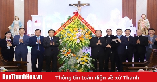 Bí thư Tỉnh ủy Nguyễn Doãn Anh chúc mừng Tòa giám mục nhân lễ Giáng sinh năm 2024