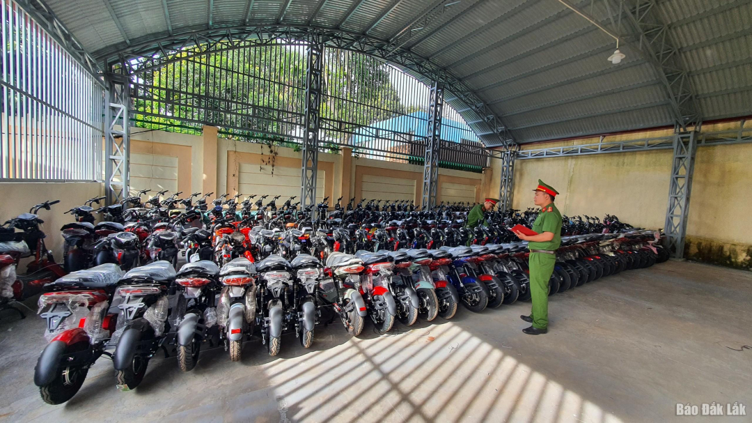 出所不明のバイクや電動自転車の台数を処理中。