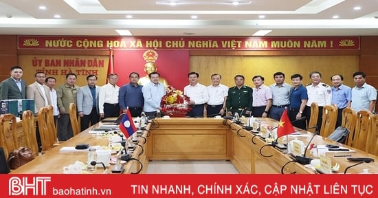 Ha Tinh et Kham Muon continuent de renforcer leur coopération globale