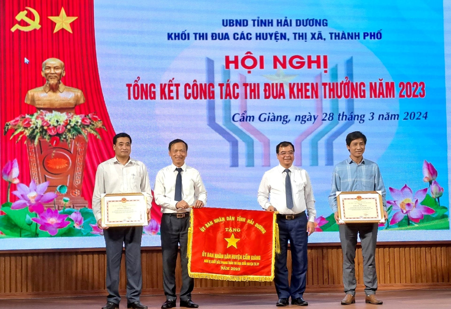 TP Hải Dương dẫn đầu các phong trào thi đua yêu nước cấp huyện