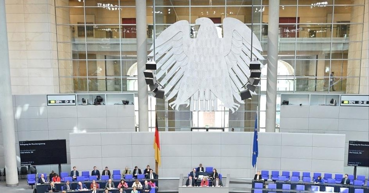 Deutsche Regierung übersteht Misstrauensvotum nicht, Parlament muss aufgelöst werden