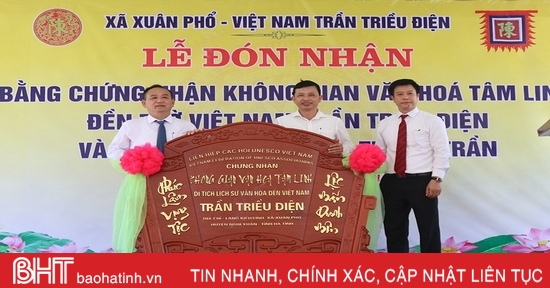 Trao chứng nhận “không gian văn hóa tâm linh” cho đền Trần ở Hà Tĩnh