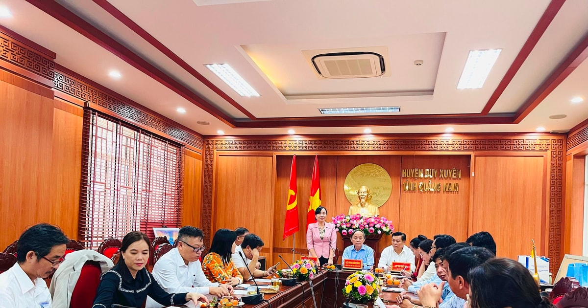 Delegation of the Department of Culture, Sports and Tourism of Bac Lieu province visited and exchanged experiences in Duy Xuyen district