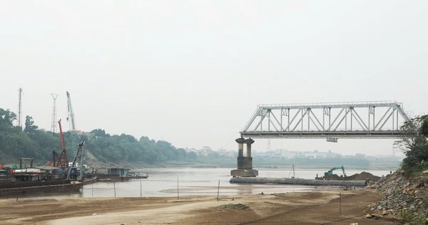 Minister of Transport issues order to build new Phong Chau bridge