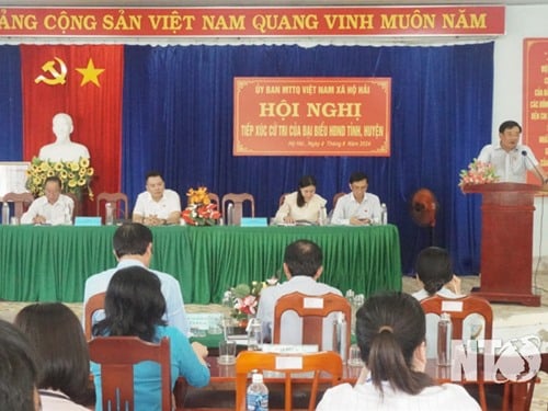 Provincial People's Council delegates meet voters of Ho Hai commune