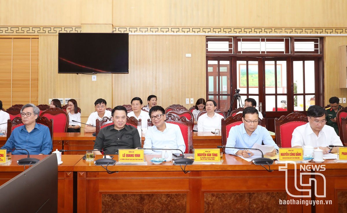 Các đại biểu dự Hội nghị.