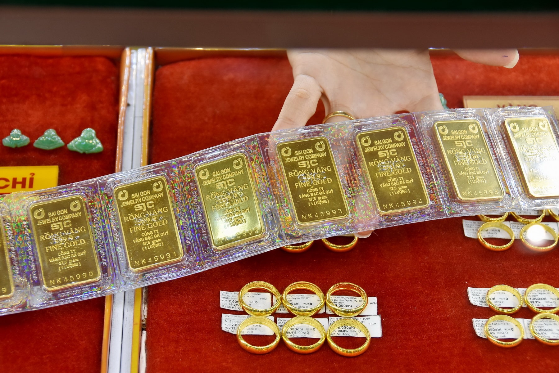 El precio del oro SJC aumentó drásticamente a 85 millones de VND/tael