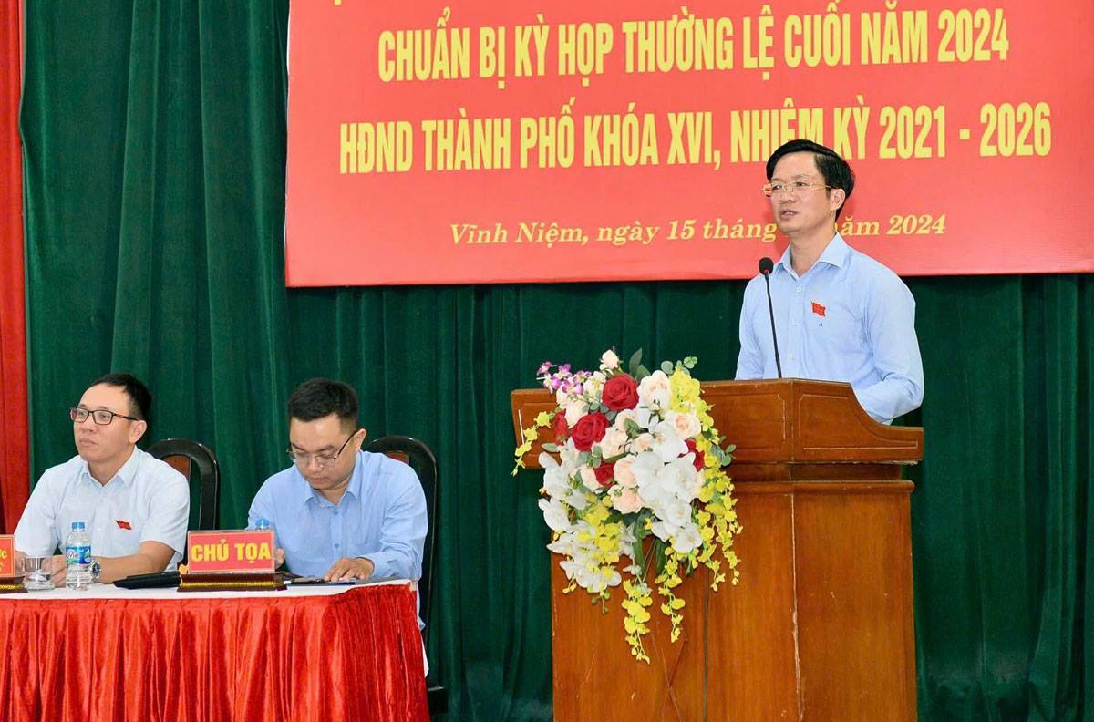 Đại biểu HĐND thành phố tiếp xúc cử tri nơi cư trú chuẩn bị Kỳ họp thường lệ cuối năm HĐND thành phố khóa XVI tại phường Vĩnh niệm, quận Lê Chân