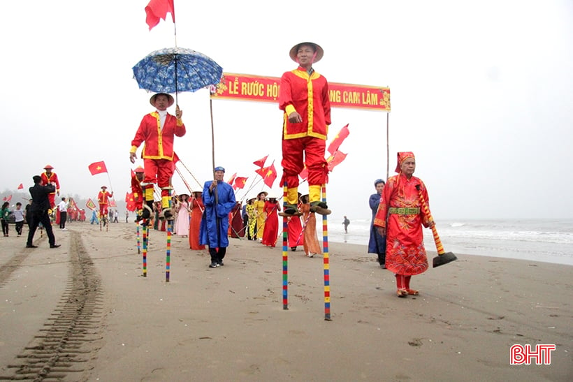 Orgullosos de que el Festival de Pesca de la aldea de Cam Lam sea patrimonio cultural inmaterial nacional