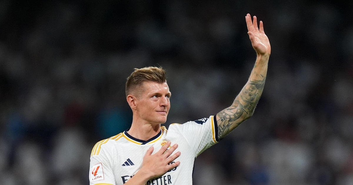 Real Madrid nhắm Martin Zubimendi thay thế Toni Kroos