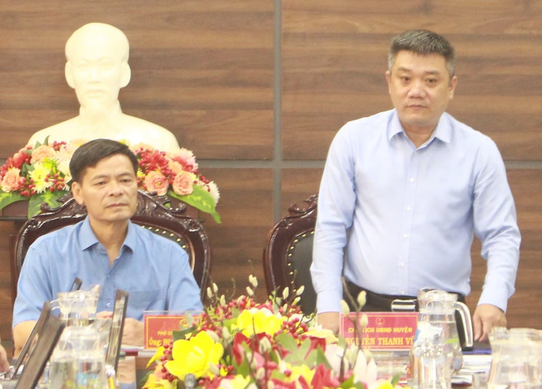 Chairman of the People's Committee of Krong Ana district Nguyen Thanh Vu clarified some related contents.