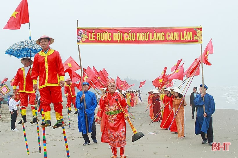 ពិធីបុណ្យនេសាទភូមិ Cam Lam ត្រូវបានទទួលស្គាល់ជាបេតិកភណ្ឌវប្បធម៌អរូបីជាតិ