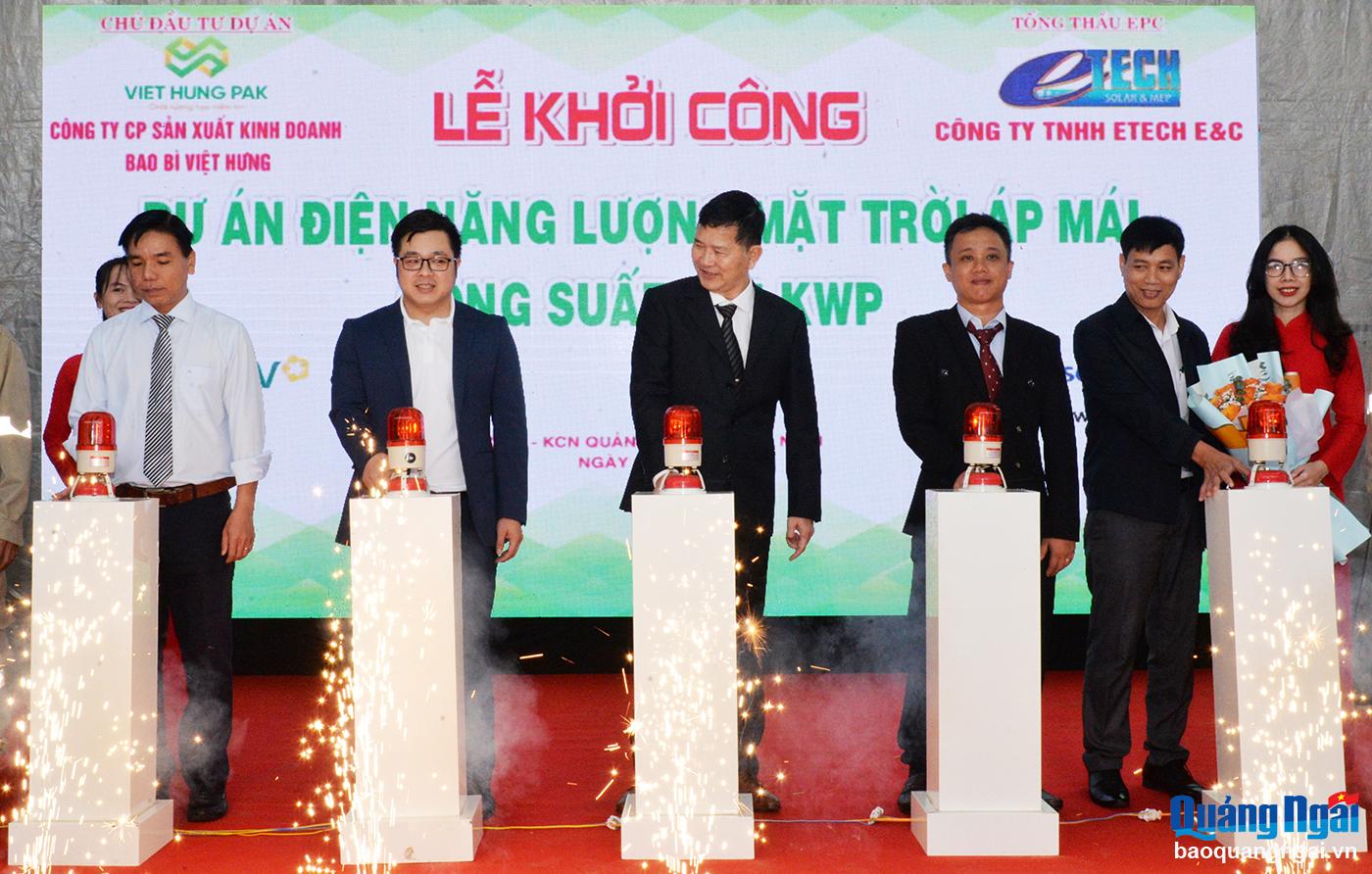 Groundbreaking ceremony of 705KWp rooftop solar power project at Viet Hung Newspaper Production and Trading Joint Stock Company.