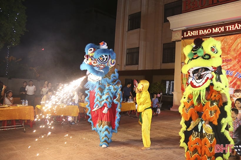 Lung linh sắc màu Trung thu